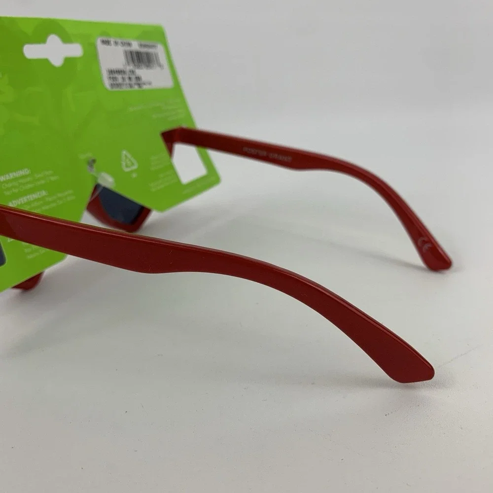 Foster Grant Suntastic Kids Heart Sunglasses Red UVA UVB Protection Age 3+